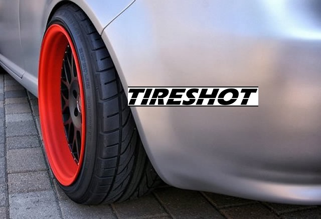 Dunlop Direzza DZ101 225/40R18 88W Ultra High Performance - TireShot